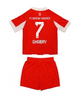 Billige Fotballdrakt Bayern Munich Serge Gnabry #7 Replika Hjemmedraktsett Barn 2025-26 Kortermet (med bukser)